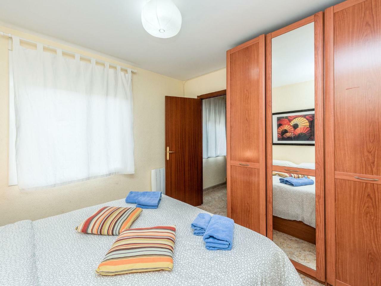Apartment Camp Nou- Travessera De Les Corts By Interhome Barcelona Exterior foto